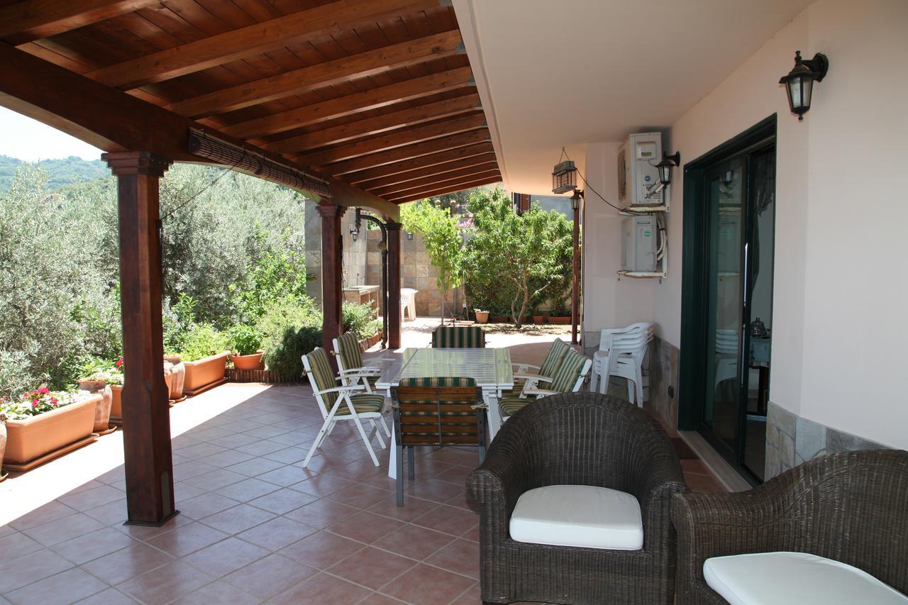 La Collina Capo D'Orlando Bed & Breakfast Exterior photo