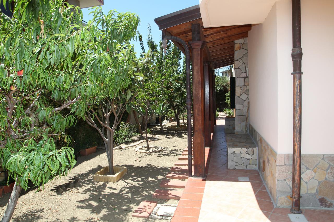 La Collina Capo D'Orlando Bed & Breakfast Exterior photo