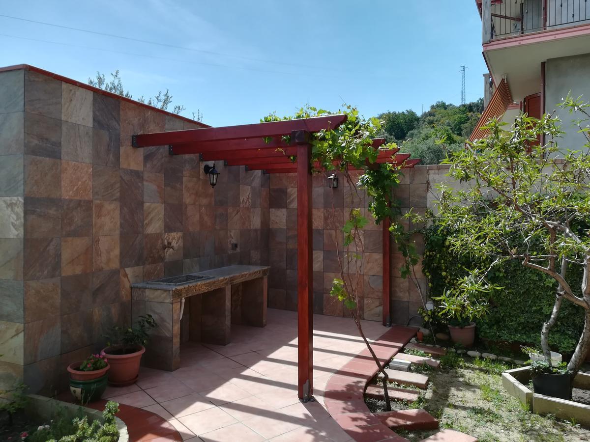 La Collina Capo D'Orlando Bed & Breakfast Exterior photo