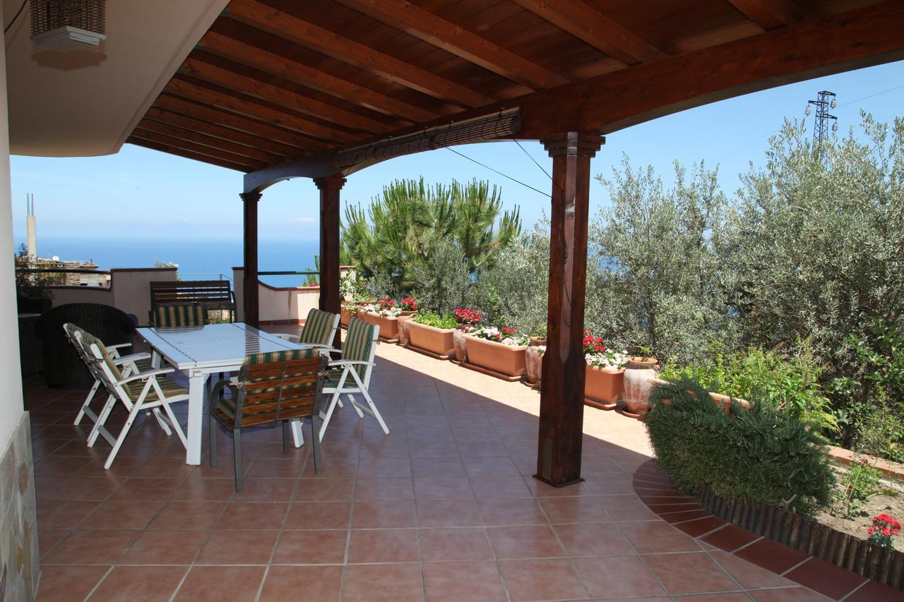 La Collina Capo D'Orlando Bed & Breakfast Exterior photo